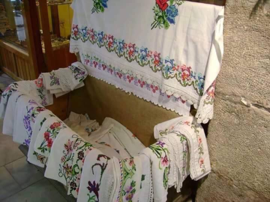 Antika Çeyiz Eşyaları Alımı – İstanbul Güvenilir Antikacı | Öncel Antika