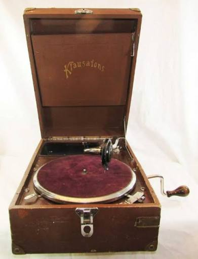 Gramofon Alan Yerler – Nakit Gramofon Alımı | Öncel Antika